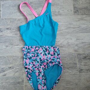 Nike Swimsuit Girl's XL One Piece Blue & Pink Camo Asymmetrical Monokini NWOT